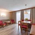 德尼斯公寓酒店 公寓 菲根