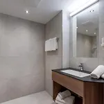 德尼斯公寓酒店 *
