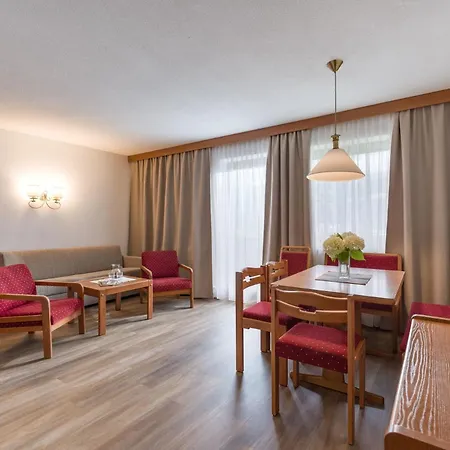 德尼斯公寓酒店 公寓 菲根