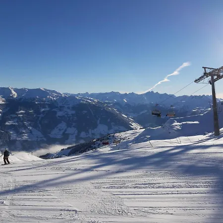 德尼斯公寓酒店 公寓 菲根