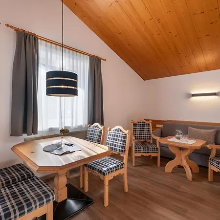 公寓 德尼斯公寓酒店 菲根